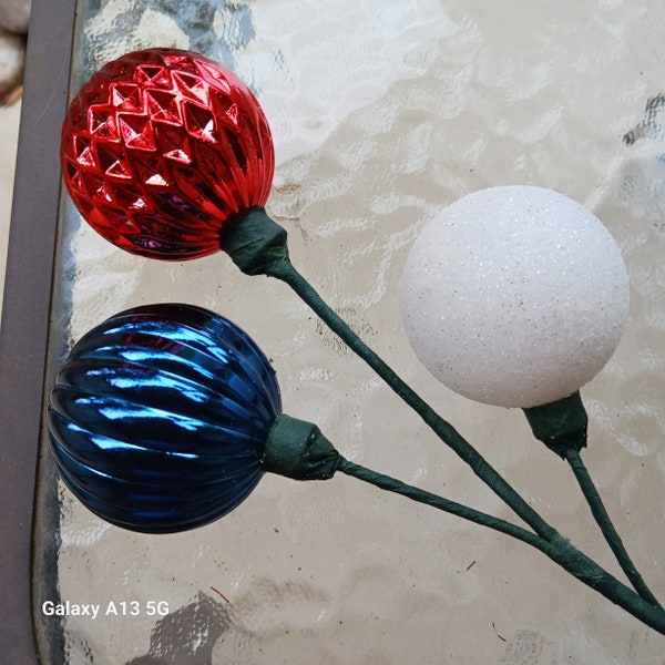 Red ornament bundle, Green ornament bundle, ornament bundle, ornament bundle pick, tree ornament bundle, red white and blue ornament bundle