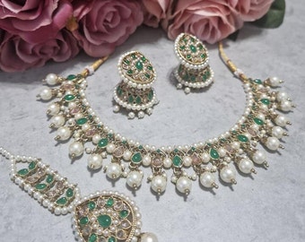 Green Gold Indian Pakistani Asian Jewellery Polki Necklace Set Earrings Jhumkis Tikka Beads Pearls Weddings Parties Mehndi Engagement