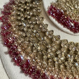 Conjunto de collar y pendientes de novia Kundan de oro naranja, plata y cuentas de cristal, estilo indio, pakistaní y asiático, para bodas, compromisos y ceremonias Mehndi. imagen 17