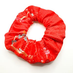 Floral Jacquard Scrunchie Red