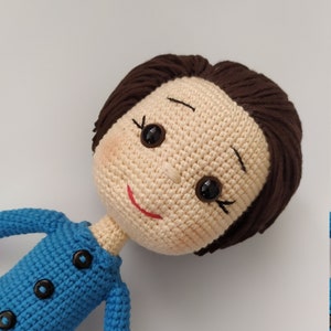 Crochet Boy Toy, Poupée en peluche faite à la main, Jouets Amigurumi, Poupée décorative, Poupée faite à la main, cadeaux personnalisés, Compagnon de sommeil, Cadeaux d’Halloween
