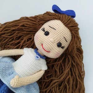 Crochet Beautiful Girl Toy, Girl Toy, Poupée en peluche faite à la main, Jouets Amigurumi, Poupée décorative, Poupée en peluche, Poupée faite à la main, Compagnon du sommeil