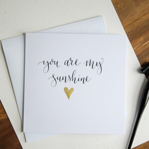 vous êtes mon rayon de soleil | Carte d'anniversaire pour enfants | Joyeux anniversaire pour les enfants | Conception de carte minimaliste | Calligraphie moderne manuscrite