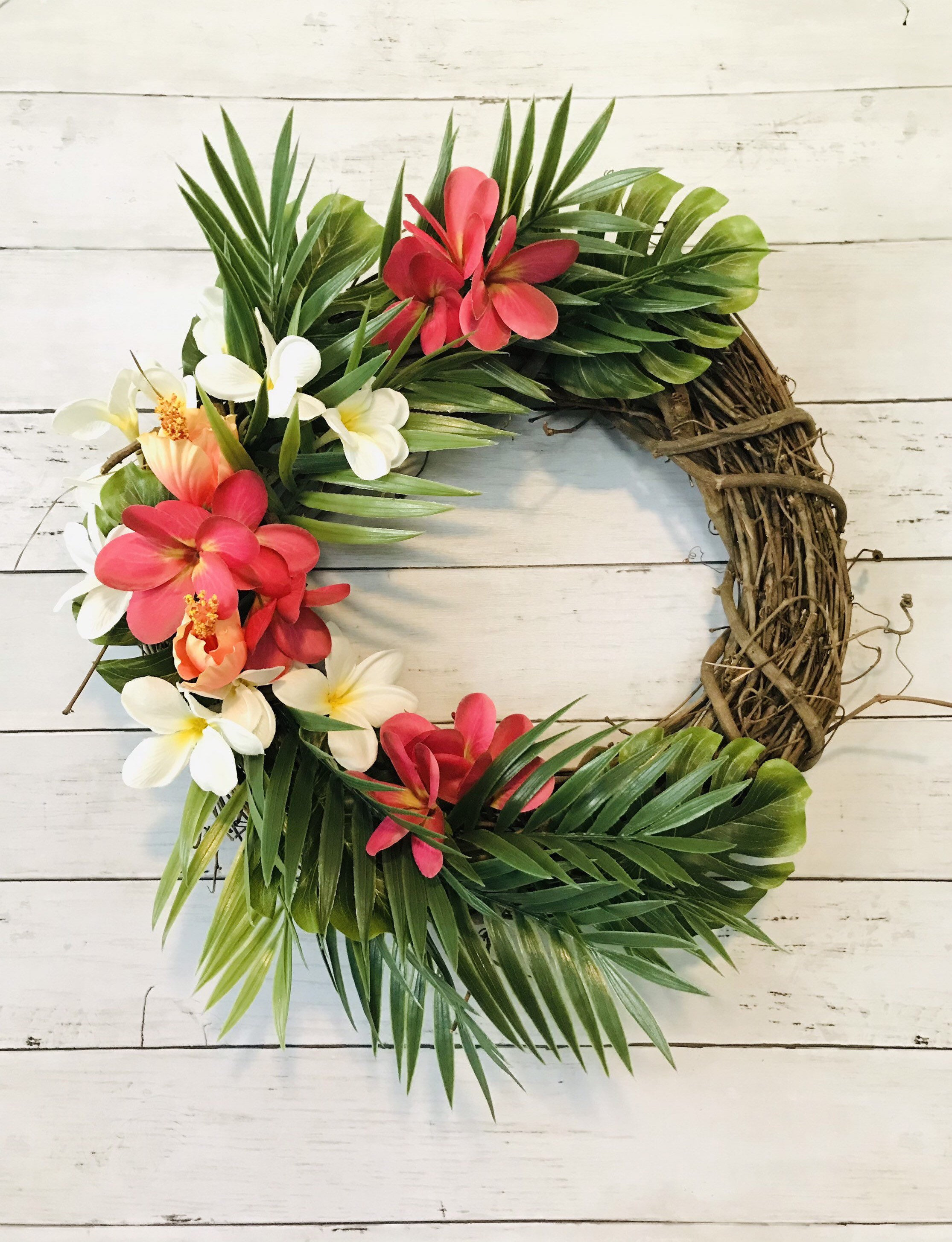 Tropical Paradise This gorgeous Tropical wreath is stunning | Etsy