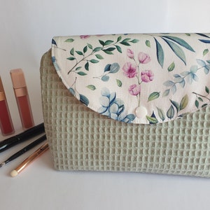 Kosmetiktasche mit Pinselfach
