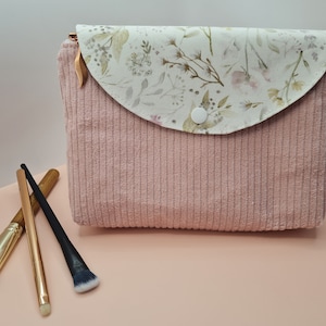 Kosmetiktasche mit Pinselfach