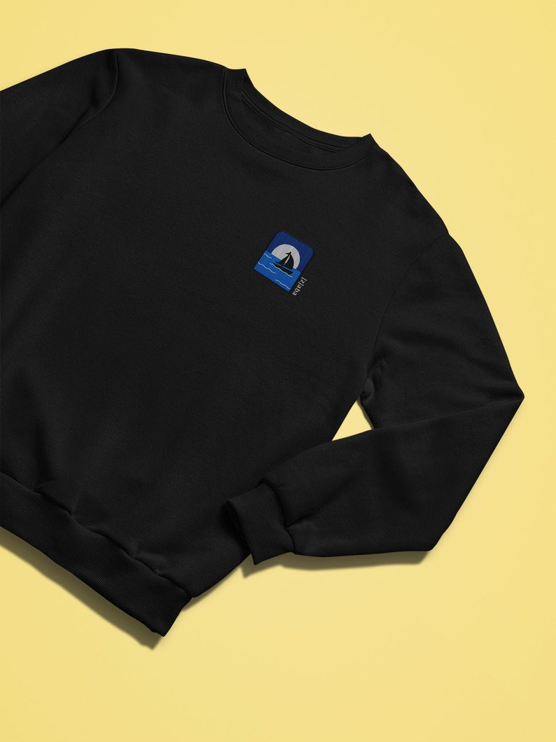Embroidered Sail boat Sweatshirt, Sailboat Sweatshirt, Embroidered Sweatshirt, Streetwear Sweatshirt, Graphic Sweatshirt, Sailing Lover Black