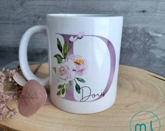 Tasse Erzieherin mit Herz | Tasse personalisiert| Tasse mit Buchstabe | Tasse mit Namen | Blumen lila | Geschenk für Erzieherin |