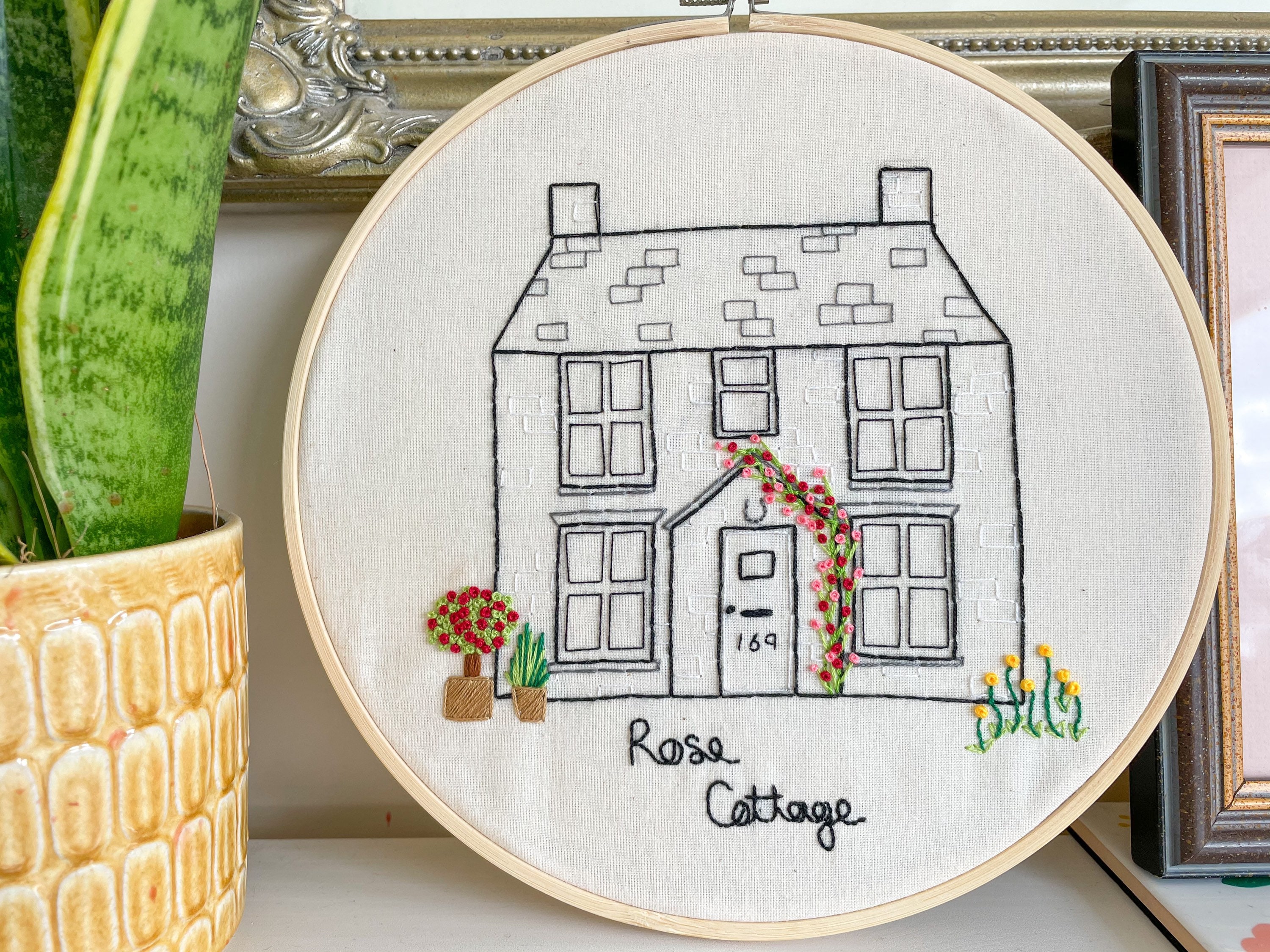 Summer Dream House Embroidery Pattern (beginner Friendly