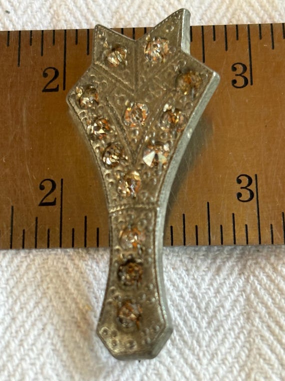Antique Metal and Moissanite C-Clasp Brooch - image 6