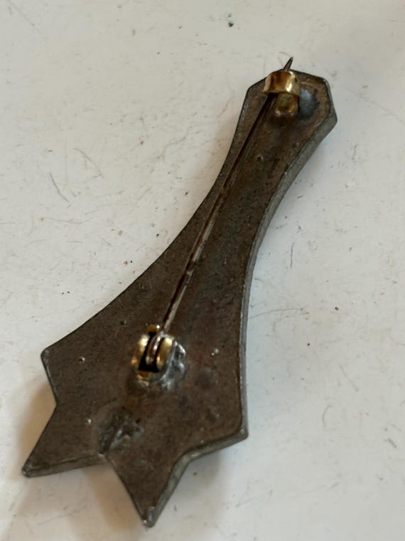 Antique Metal and Moissanite C-Clasp Brooch - image 4