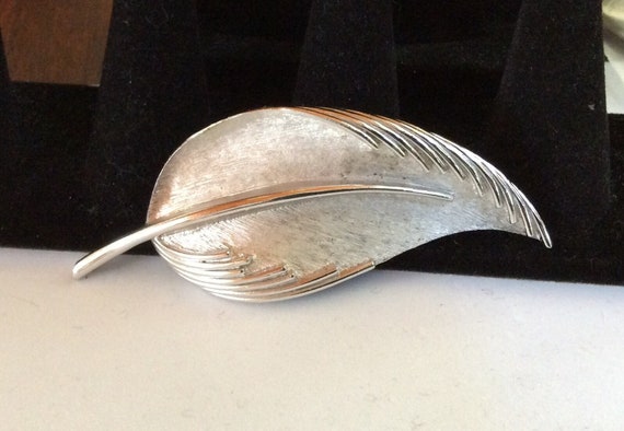 Vintage Crown Trifari Brushed Silver Leaf Brooch - image 1