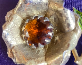 Spilla vintage a fiore Sarah Coventry, pietra color ambra
