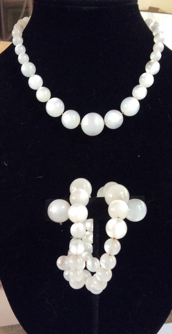 Vintage Opalescent Bead Set-Necklace,Bracelet and… - image 1