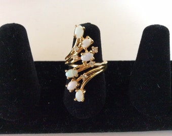Beautiful signed Gold Opal Statement Ring