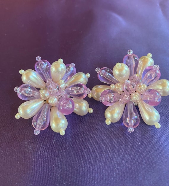 Vintage Lilac and White Beaded Clip on Earrings
