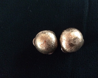 Vintage Napier Brushed gold tone clip on Earrings