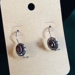 Pretty and petite Sterling Silver and Garnet stone earrings
