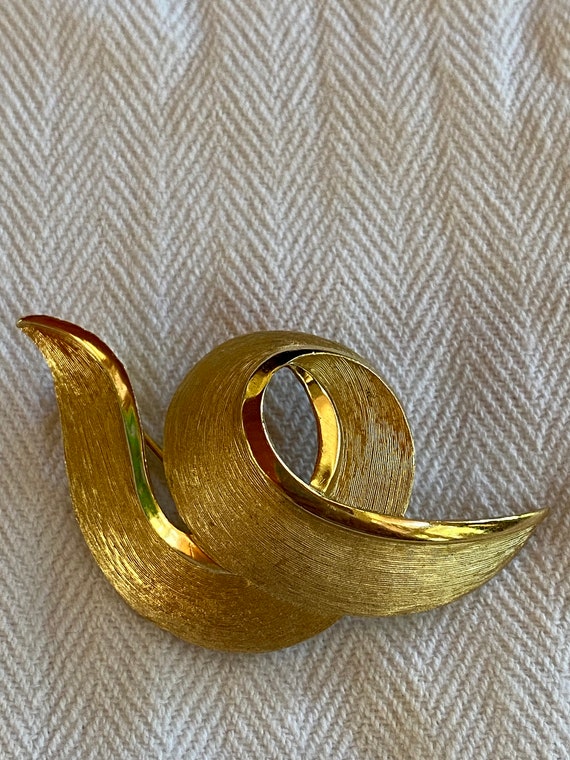 Crown Trifari Brushed Goldtone Wave Brooch