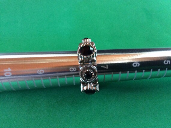 Black Stoned Stretchy Ring - image 4