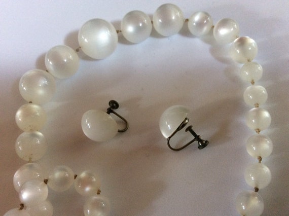 Vintage Opalescent Bead Set-Necklace,Bracelet and… - image 2