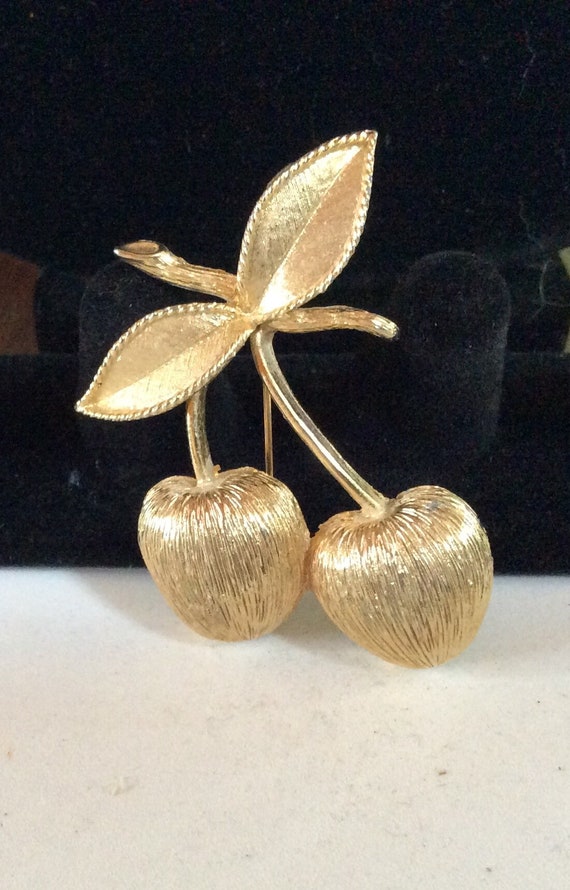 Sarah Coventry Brushed Gold Cherries Pin/Brooch