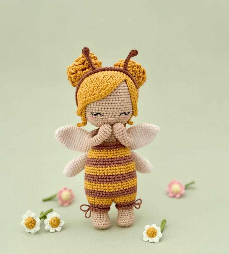 Patron au crochet Bumble the Honey Sprite, modèle PDF de poupée Amigurumi, poupée fée abeille (téléchargement numérique) image 6