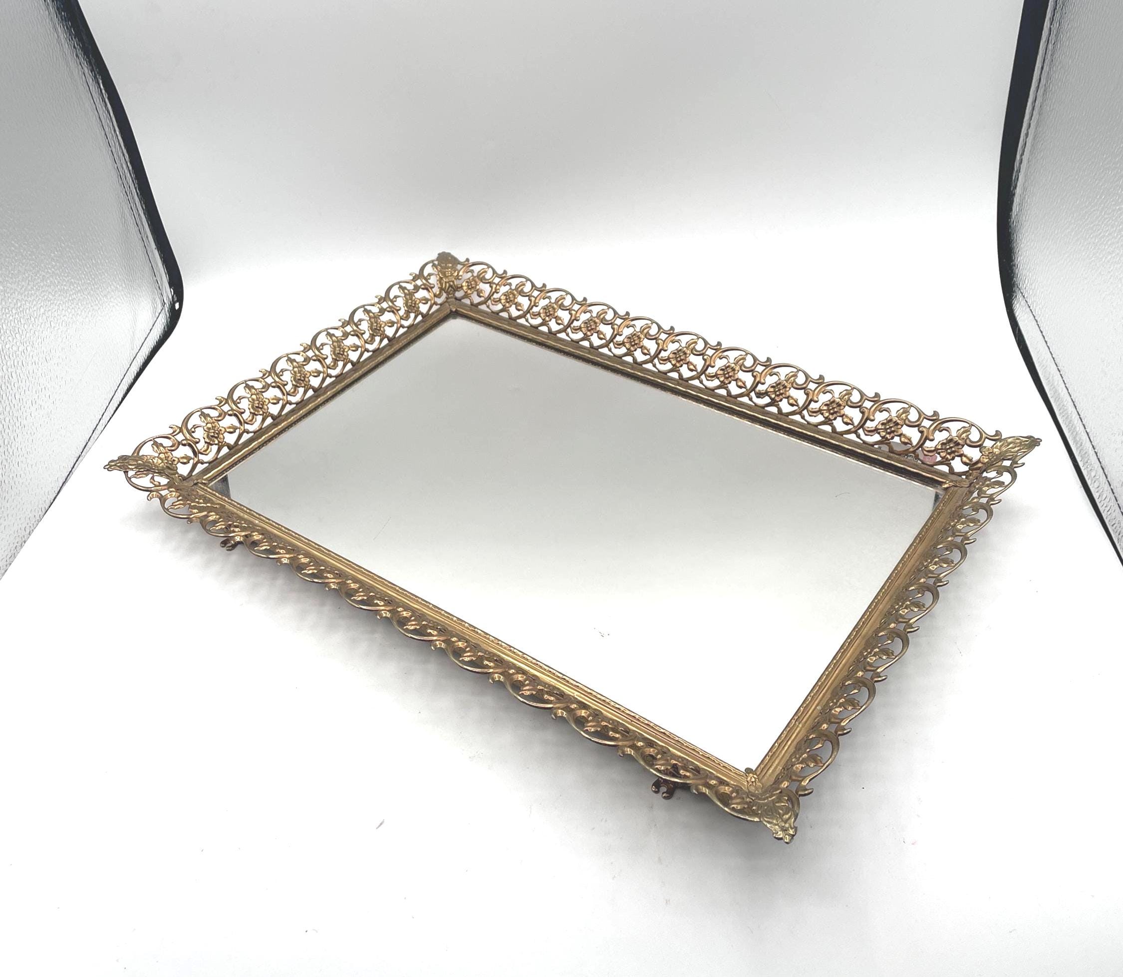 green emerald velvet dress Amazon.com: HQiJun Gold Wall Mirror, Large Arched Vintage Baroque Ornate  Mirrors, Traditional Decorative Antique Brass Mirror for Entryway, Living  Room, Bedroom, Bathroom Vanity, Fireplace Mantel(Gold,29
