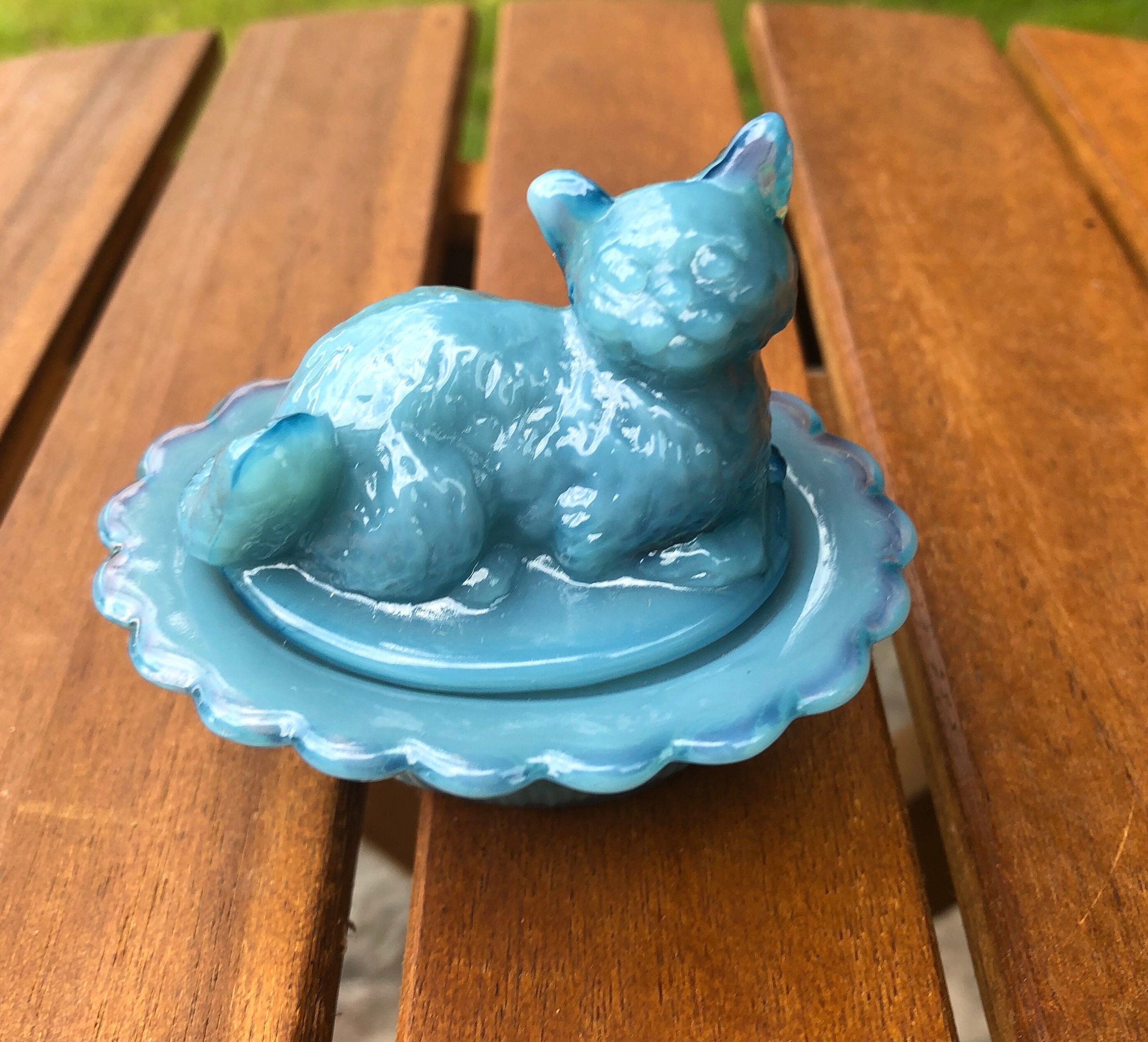 Mosser Blue Cat on a Nest or Basket Glass Georgia Blue Salt Cellar