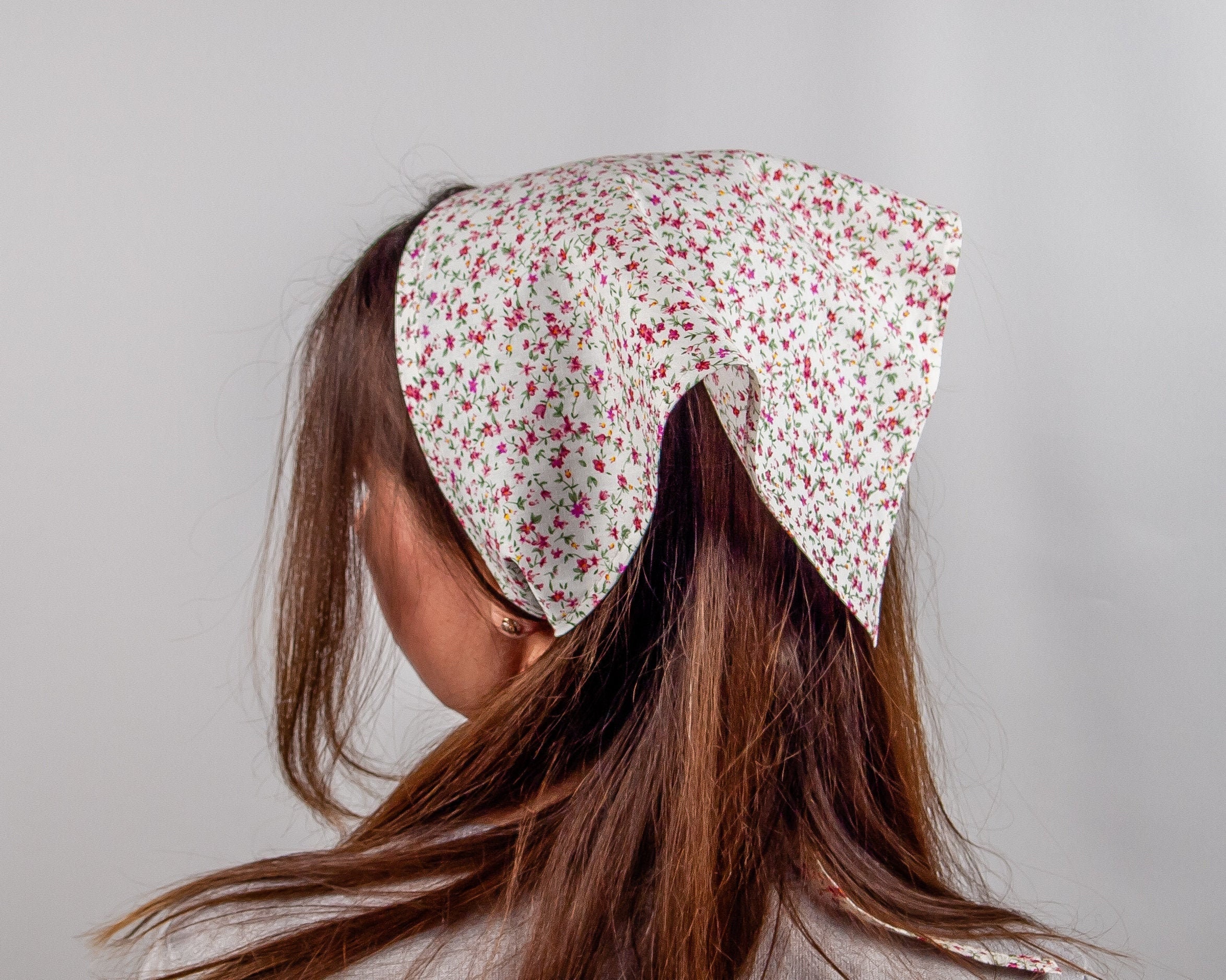 Cottagecore hair kerchief. Triangle 90s style ditsy floral Etsy