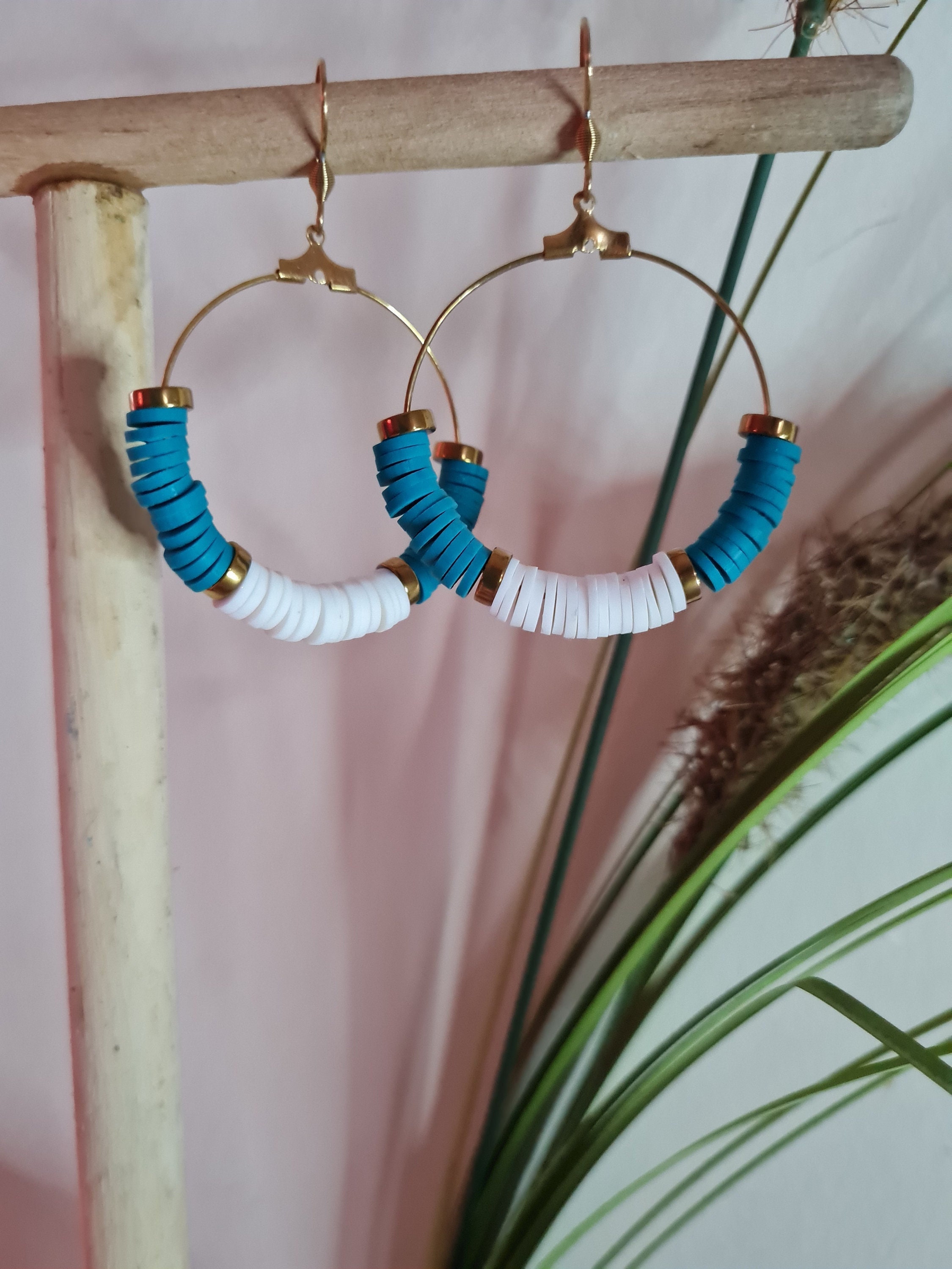 Creoles Legeres Perles Heishi Blanches Vert Emeraude Et Son Etsy