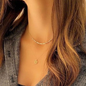 Benutzerdefinierte Morse-Code-Halskette Silber, 14K Gold gefüllt zierliche Name Minimalist Halskette, versteckte Nachricht, Morse-Code Schmuck Geschenk für Tochter Mutter