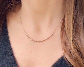 Collana personalizzata con codice Morse in oro rosa 14 carati o argento, gioielli personalizzati con messaggio nascosto, gioielli minimalisti e delicati con perline dorate