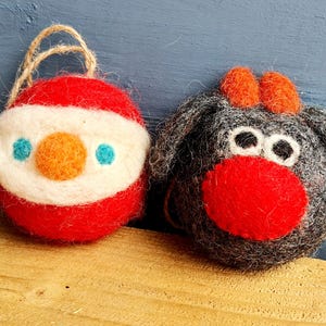 Handmade Felt Novelty Christmas Baubles