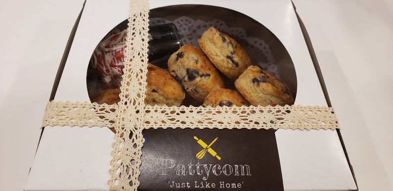 Mothers Day Freshly Baked Scones, Scone Gift Box, Picnic Box, 8 Pieces Assortment Scones, Gift For Her, Gift For Him, Virtual Party Box image 7