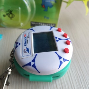 RARE Virtual Footix France 98 Virtual pet Digital pet / SP014 image 6