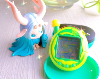 RARE : Chou Jinsei Enjoi Tamagotchi Plus (Entama) - Guru Guru Green / C061