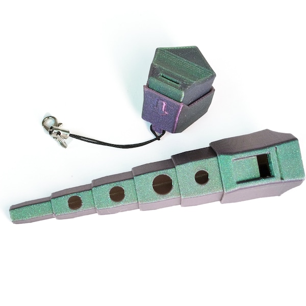 Mini telescopic pocket whistle (Green) Compact, Portable Wind Instrument - Unique Musical Gift for Travelers, Musicians, and Collectors