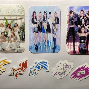 ITZY Group Glossy PhotoCards with Freebies Included