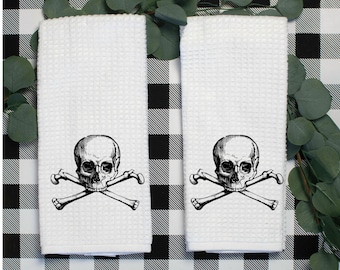 Tea Towels, Set of 2, Skull and Crossbones, Halloween decoration, Kitchen, Bathroom