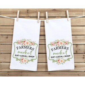 Tea Towels, Set of 2, Farmers Market, Spring Refresh, Easter, Mother&#39;s Day gift, Kitchen or Bathroom
