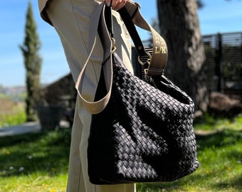 personalisierte Beuteltasche Italy Designer bucket bag große Ledertasche Crossbodybag Umhängetasche Tasche schwarz Ledergurt ohne Stoffgurt
