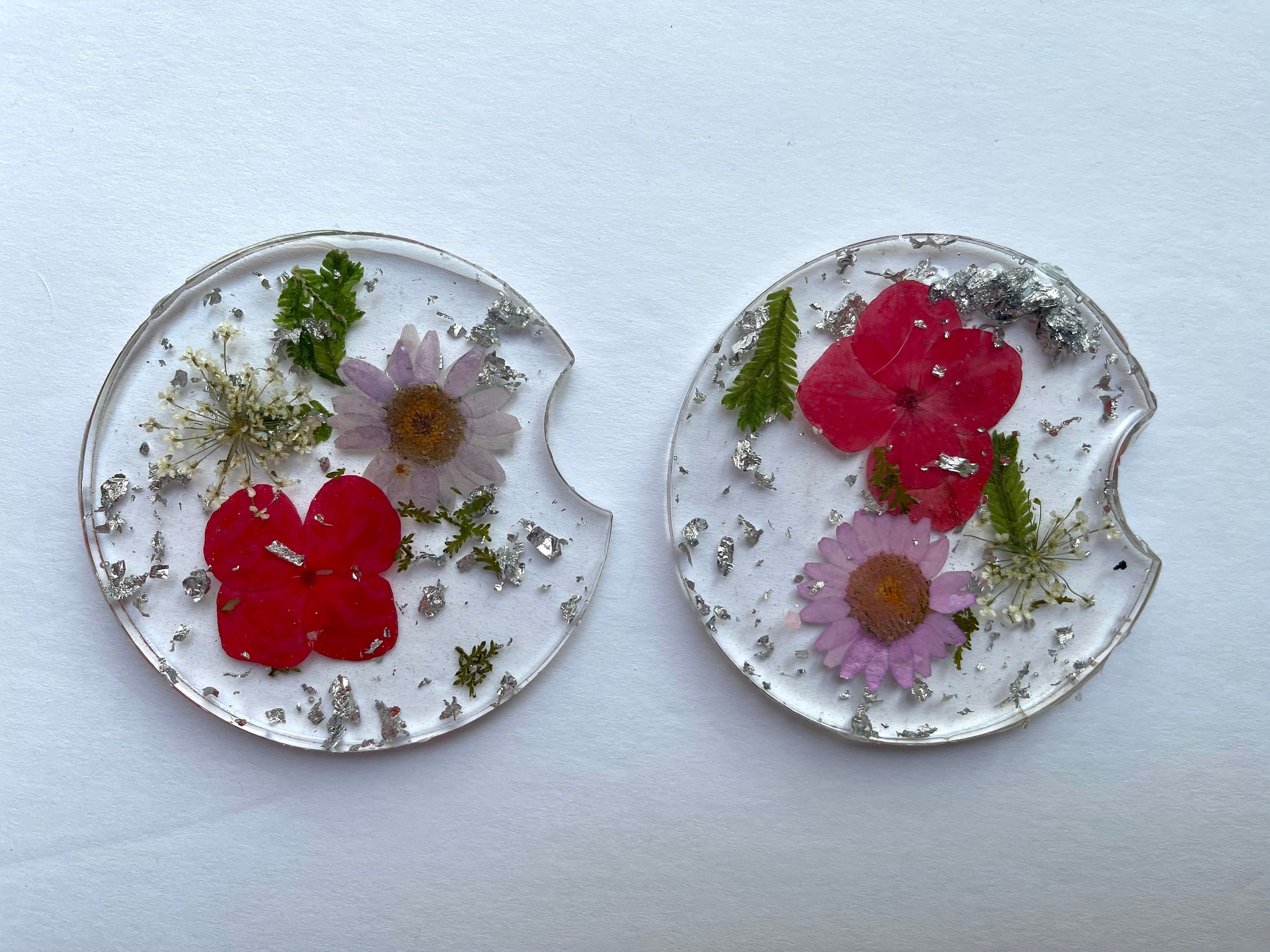 Car coasters, made with real flowers from resin. Car coasters with flowers. Car coasters with real flowers. Cute car coasters.