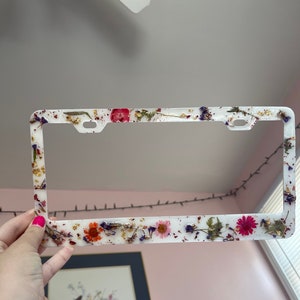 Floral License plate frame. Flower license plate, custom license plate, cute license plate, gift for her.