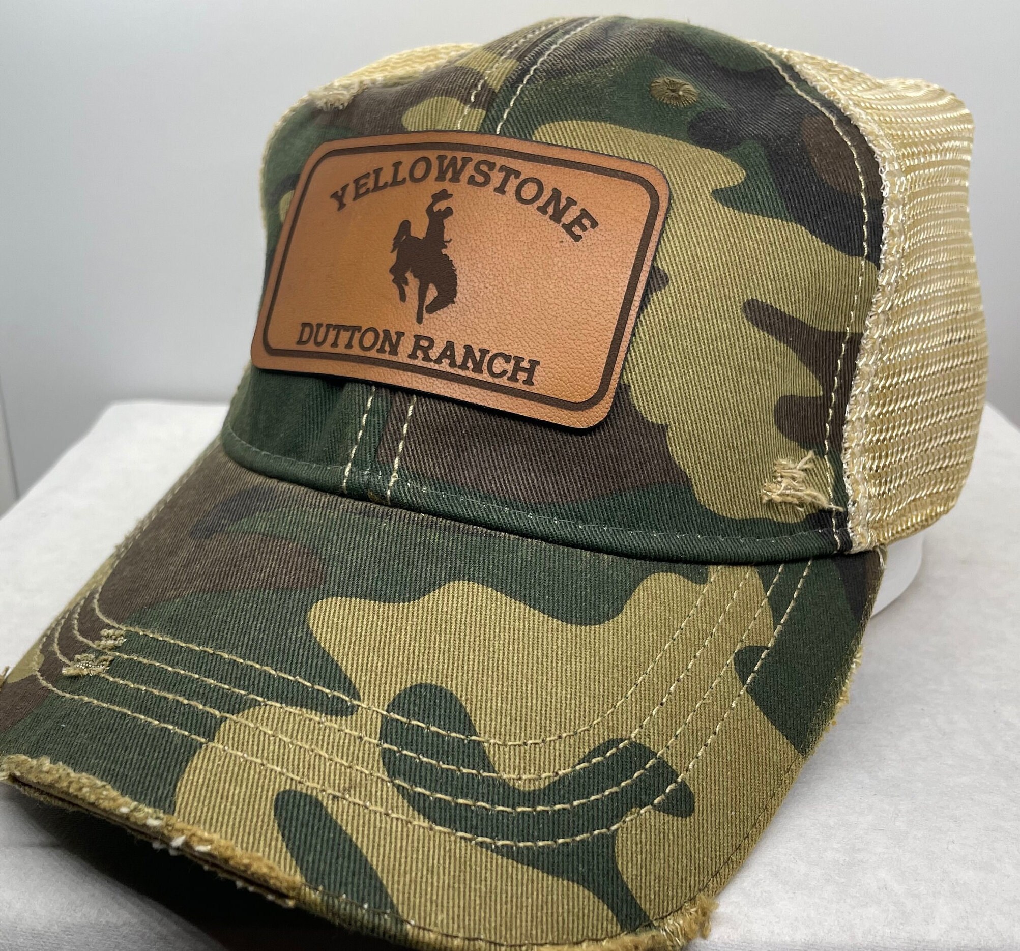 Yellowstone Dutton Ranch Cowboy Leather 