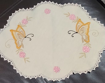 Antique Arts and Crafts Table Topper