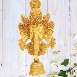 RAJ BHARATHAM Sino de parede Ganesh de latão, acabamento em ouro antigo, 10 polegadas de altura, acessório decorativo para casa, ideal para decoração de portas e presentes