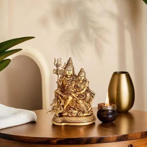 RAJ BHARATHAM Ídolo Shiv Parivar de latão | Acabamento antigo Shiv Parvati Murti para casa, sala de Pooja e decoração | Altura da estátua 7,75 polegadas