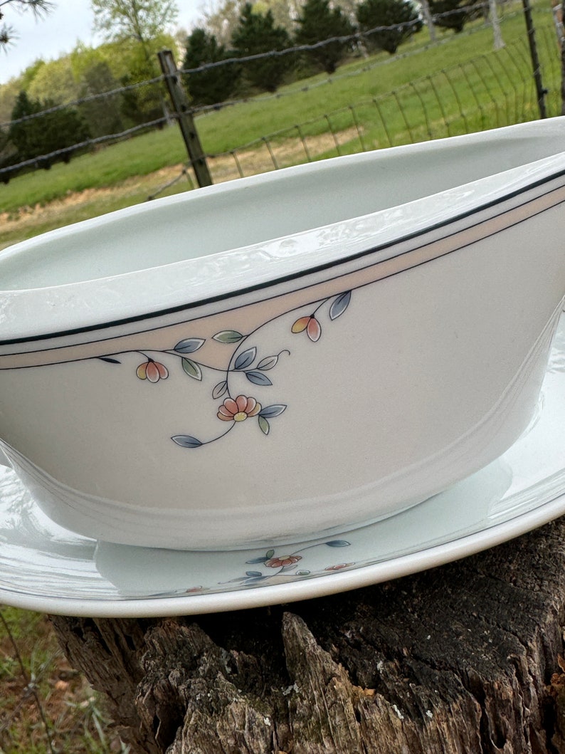 Princess House Heritage Blossom Gravy Boat Pink Peach Blue Floral Sauce Bowl and Plate C2 image 3