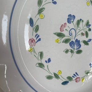 Floral Expressions Hearthside Dinnerware White Blue Trim Floral Pattern Sold by the Piece #B7B READ DETAIL